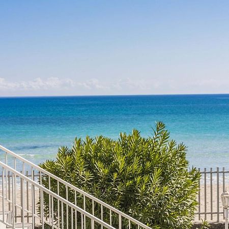 Apartamento Vista Brava Плайя де Муро Экстерьер фото